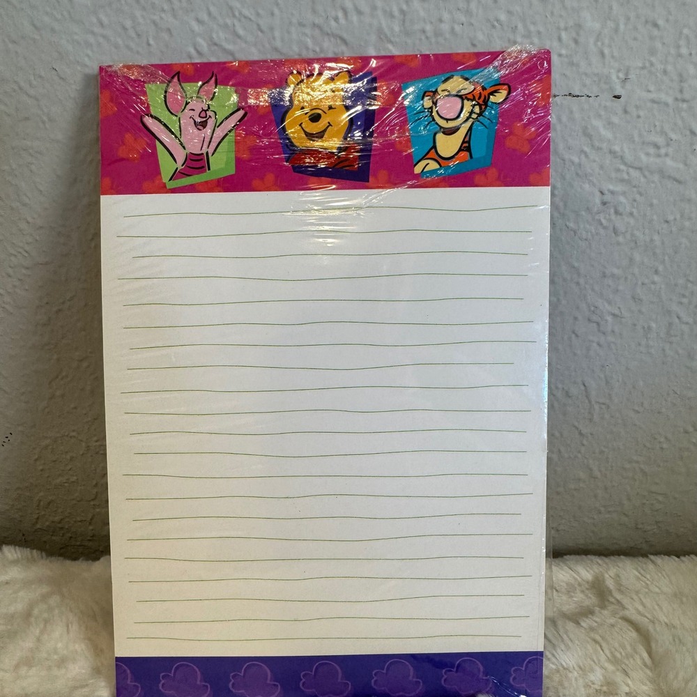 Vintage Disney Winnie the Pooh Heartline Hallmark Notepad 40 Sheets Sealed USA